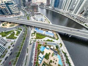 Stylish Studio Business Bay - Canal View - Gym & Pool