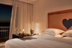 Myconian Imperial - Leading Hotels of the World Myconos Greece