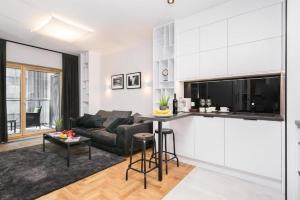 Golden Apartments - Mennica Residence, 1-Bedroom in City Center#140