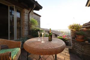 Splendida casa in sasso in borgo