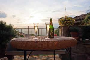 Splendida casa in sasso in borgo