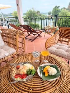 Sunin Hotel Dondet Riverside