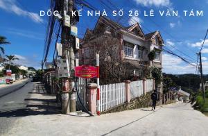 Vườn Nắng Ấm Của Tía