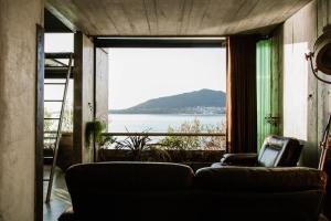 Luxury Waterfront Loft with Panoramic Views