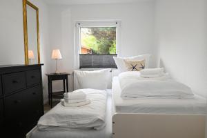 Lodge I