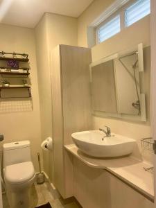 Lolit cozy condo