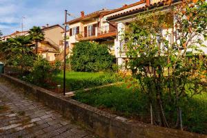 Apartment Luiza with terrace, central