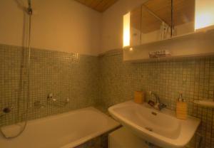 Sagittaire 309 sur la place du Village a Anzere