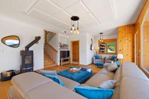 Chalet Campanule a Anzere avec vue sur les Alpes