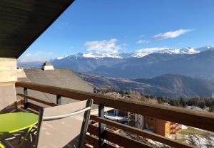 Soleil 20 au centre a Anzere avec vue sur les Alpes