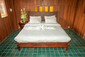 Stay At Lantana Mae Rim