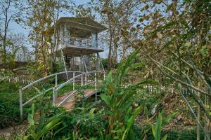 SaffronStays Chirping Chalet