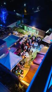 The Warwick Hotel - by Creek Oxley