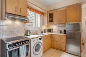 Kunterbunt Cozy House In Kokkino Chorio - BY APOKORONAS VILLAS