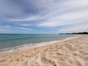 Costa Rei Villa in Prima Fila Mare con Ampio Giardino img3