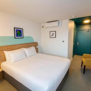 Garner Hotel Rotherham East by IHG