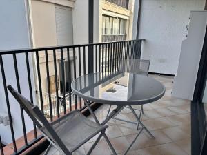 Appartement T2 climatisé à 100m de la plage - 4 Couchages AR390-216