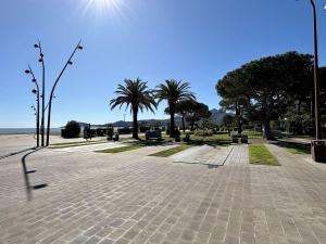 Appartement T2 climatisé à 100m de la plage - 4 Couchages AR390-216