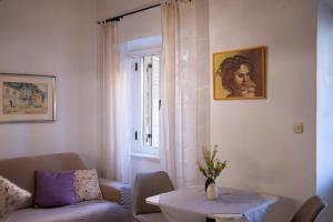 NARANČA apartment OLD CITY view