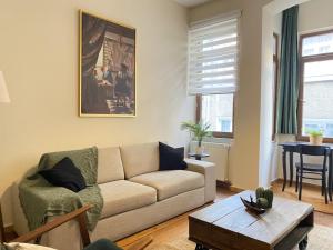 Authentic 1BR Beyoğlu Flat - Walk to İstiklal