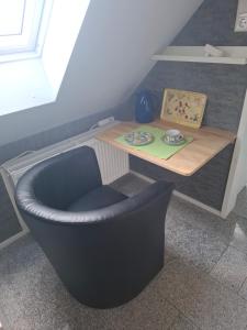 Apartment No 6 für Radtouristen und Geschäftsreisende mit eigenem Bad im DG