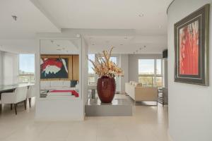 Luxury Duplex Apt with Thames & London City Views