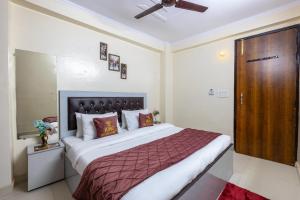 King Studio Apartment with Open Terrace