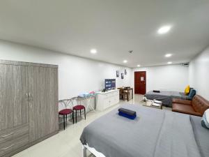 1BR 50sqm Sleeps 4 Near BTS & Nightlife