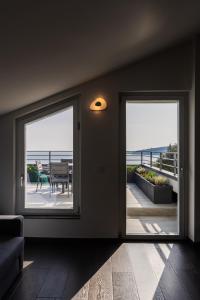 Rapallo - Attico vista mare con terrazza e piscina