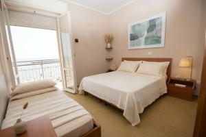 30 Trilocale fronte mare