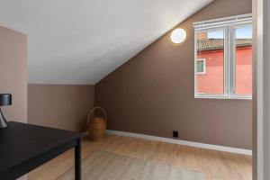 Central single-family home in Drammen, with parking!