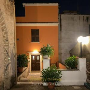Gabriels Charming Vatican House