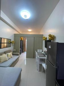 Shore Residence Mall of Asia Direct pool