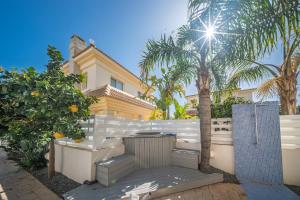 Palm Villa Eva