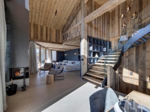 Chalet de luxe avec espace bien-être - 14 pers, sauna, cheminée - FR-1-690-38