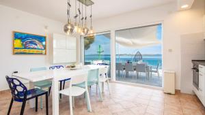 Beautiful Villa Zman near sea in Dugi Otok