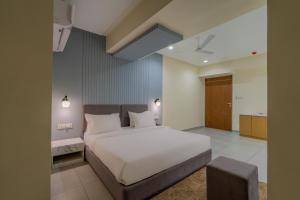 hotel mon ville alkapuri