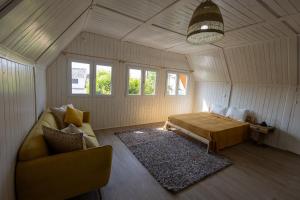 Casa Feia Hostel