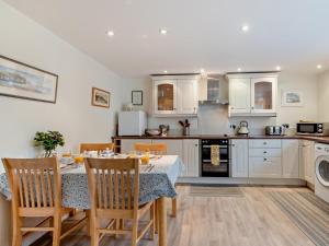 2 Bed in Southrepps oc-kt052