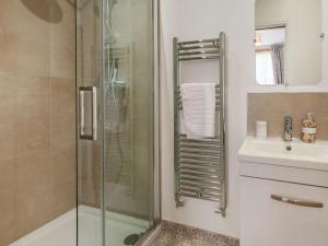 5 Bed in Margate oc-86551
