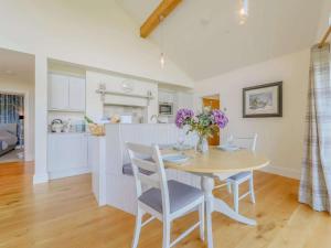2 Bed in Montgomery oc-83244