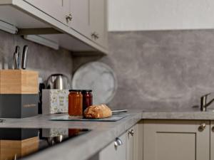 1 Bed in Keswick oc-86394