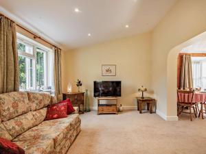 3 Bed in Melton Constable oc-90184