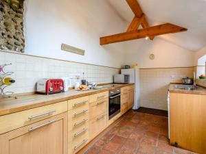 2 Bed in Field Dalling oc-kt007