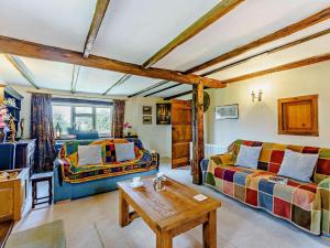 3 Bed in Ashford oc-54088