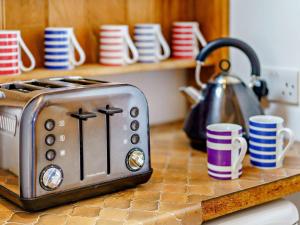 3 Bed in Ashford oc-54088