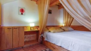 Old Stone House Vodnjan by Villas Guide