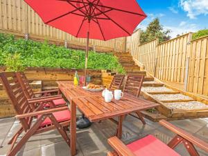 3 Bed in Rye- oc-87841