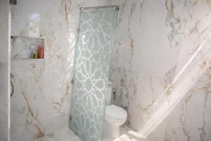 Havre de Paix avec Vue Piscine et Balcon