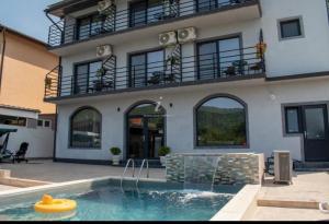Mala House